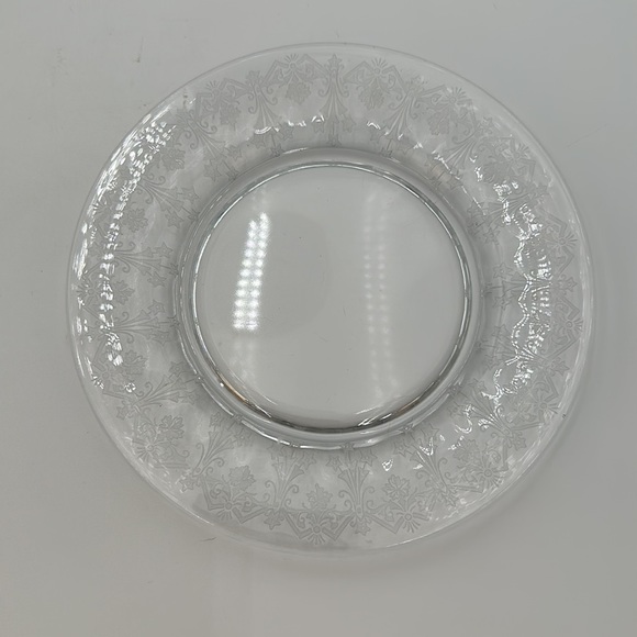 Vesta Clear Luncheon Plate by Glastonbury Lotus- set of 4 - Picture 12 of 16